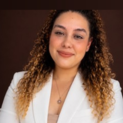 Elaine Gordón